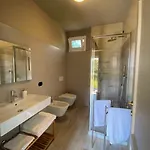 Bed & Breakfast Casale Raffaello 4*