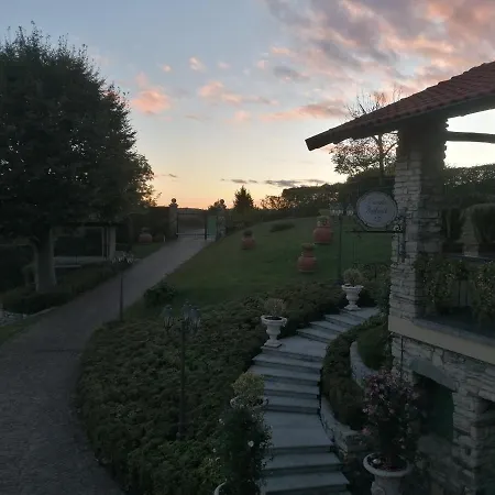 Frühstückspension Casale Raffaello 4*