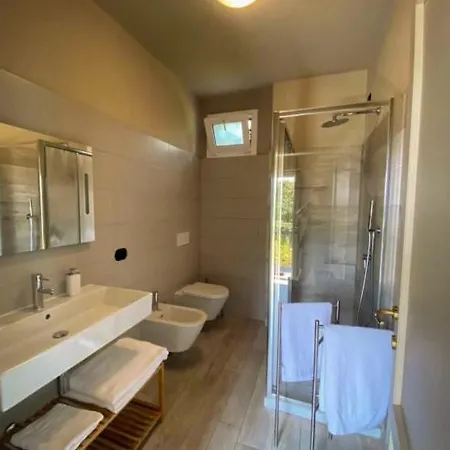 Couette-café Casale Raffaello 4*