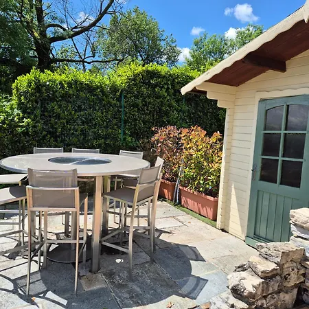 Couette-café Casale Raffaello 4*