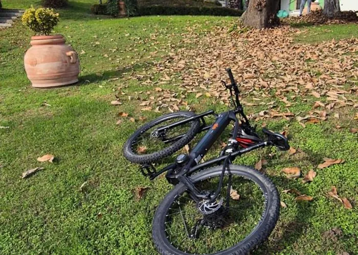 Casale Raffaello 4* Albese Con Cassano