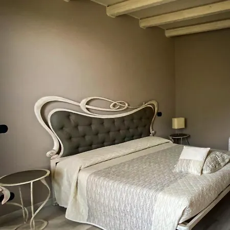 Casale Raffaello 4* Albese Con Cassano