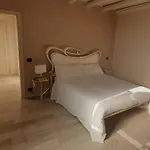 Bed & Breakfast Casale Raffaello Albese Con Cassano