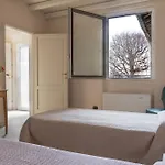 Casale Raffaello Bed & Breakfast